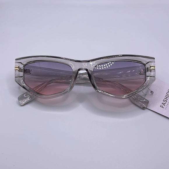 chunky Transparent Grey Two Tone Lens Gold Accent Fashion Sunglasses - Picture 4 of 12